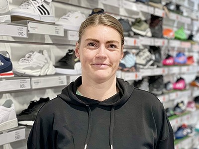MICHELLE NIELSEN